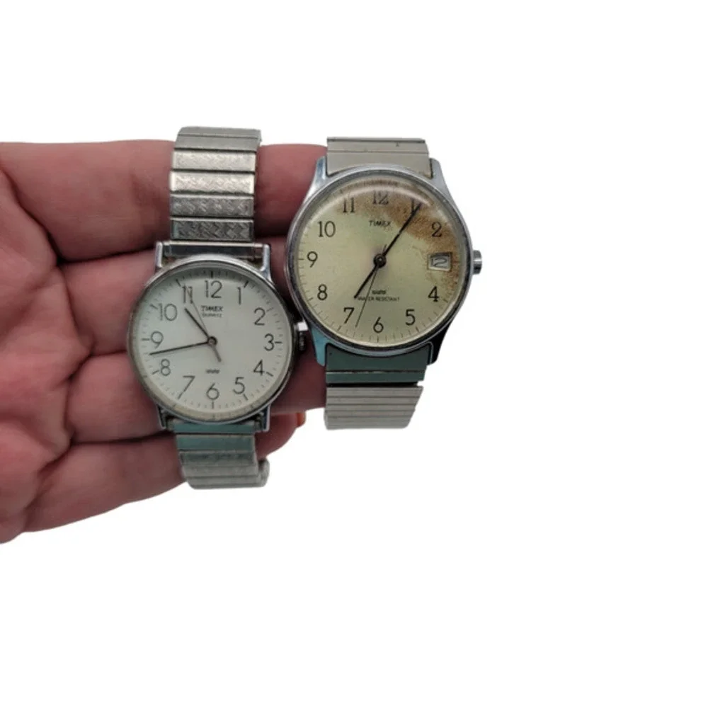 Lot of 2 Vintage 1980's Timex Watches 1 Works 1‎ Does Not